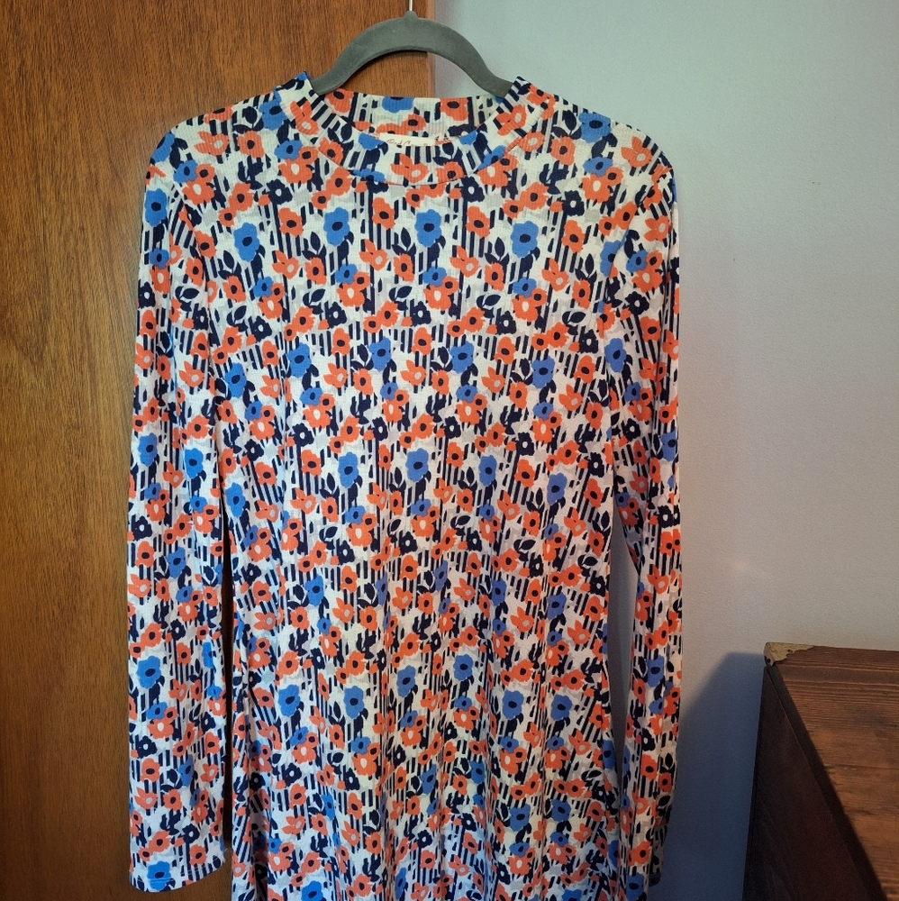 Final Price* Red Camel Floral Long Sleeve Dress Size L
